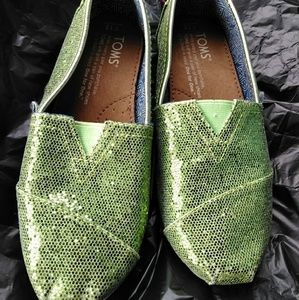 Tom's shoes,  lime green✨sparkle✨ Youth 13 EUC